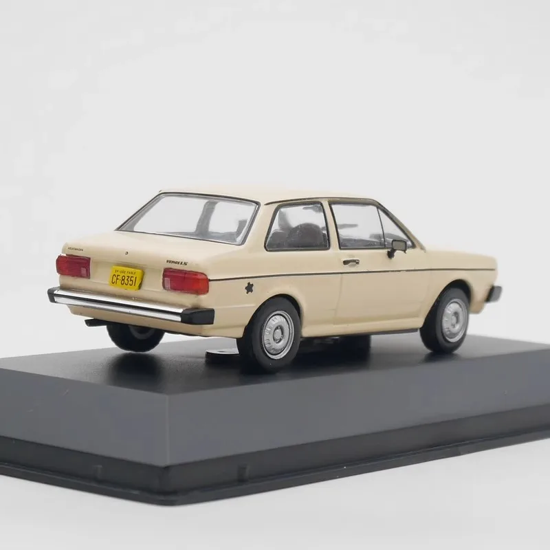 Voyage 1983 Diecast Model Car 1:43 Scale 3 Voyage 1983 Diecast Model Car 1:43 Scale - Image 3