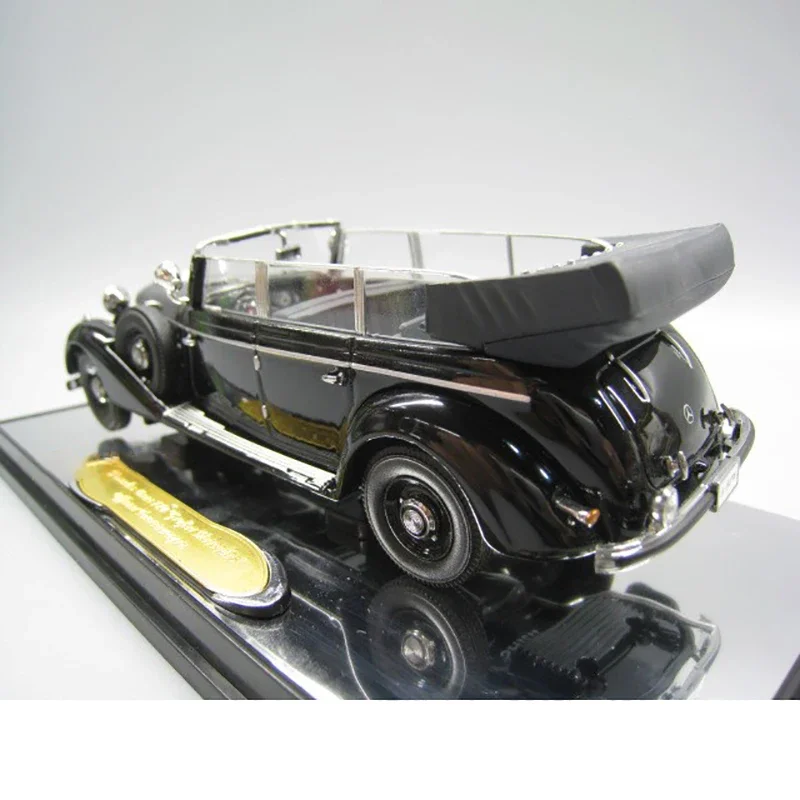1/43 Scale Black Diecast Classic Car Model 4 1/43 Scale Black Diecast Classic Car Model - Image 4