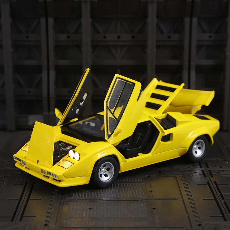 1:24 Lamborghini Cantas LP500S Diecast Model 6 1:24 Lamborghini Cantas LP500S Diecast Model - Image 6