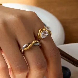 Elegant Gold Stainless Steel Waterdrop Ring 8 S8b3167c5f4604be5922c5bee6e064928S