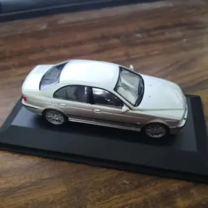 BMW E39 M5 1:43 Scale Miniature Model