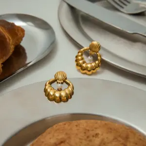 Gold-tone Stainless Steel Pearl Earrings 8 S8b9b32e46f6f4965bf44718b1b9d0736G