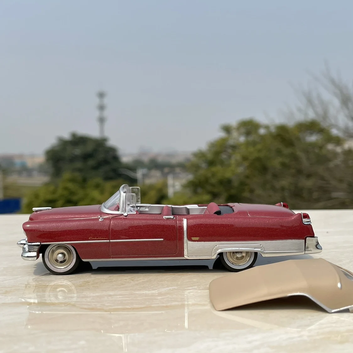 Vintage Cadillac 1:43 Diecast Car Model 3 Vintage Cadillac 1:43 Diecast Car Model - Image 3