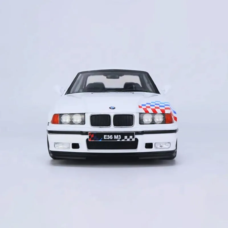 BMW E36 M3 Coupe 1:18 Diecast Model 5 BMW E36 M3 Coupe 1:18 Diecast Model - Image 5