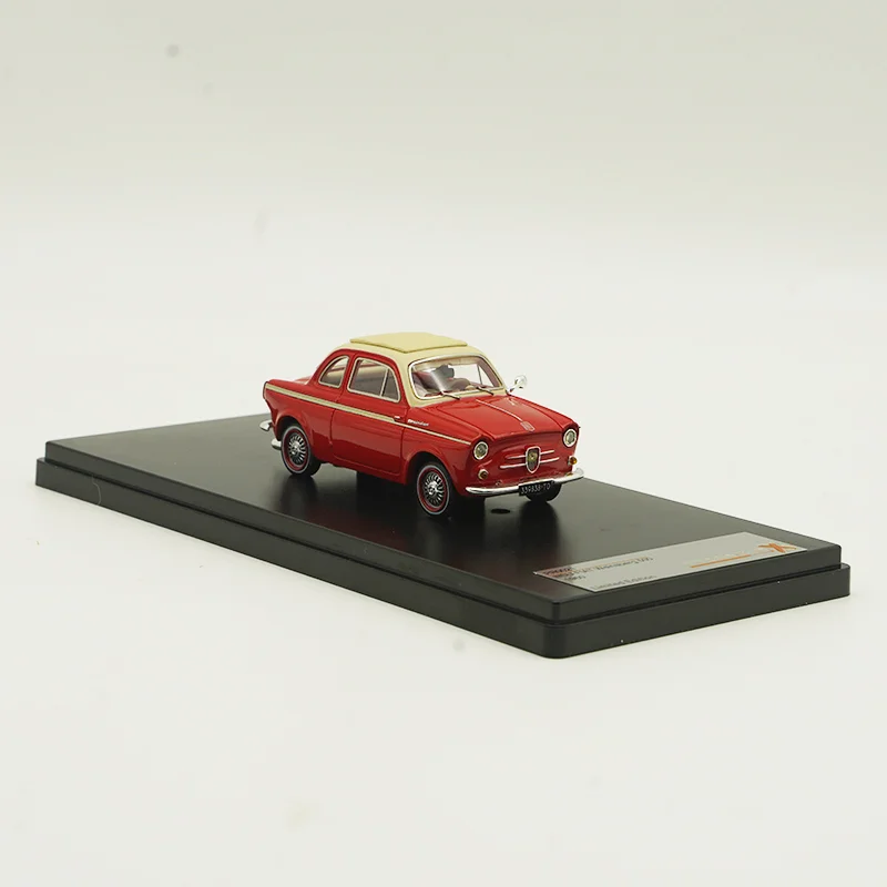 Vintage Diecast Car Model 1/43, 10cm Red 2 Vintage Diecast Car Model 1/43, 10cm Red - Image 2