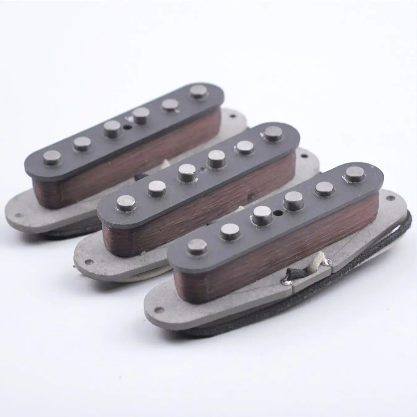 Vintage '69 Style Fender Stratocaster Pickups Set 2 Vintage '69 Style Fender Stratocaster Pickups Set - Image 2