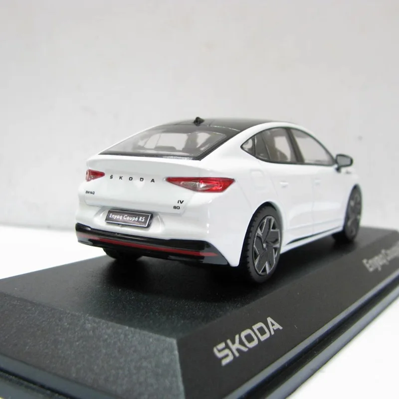 Skoda Coupe RS 1:43 Scale Diecast Model 3 Skoda Coupe RS 1:43 Scale Diecast Model - Image 3