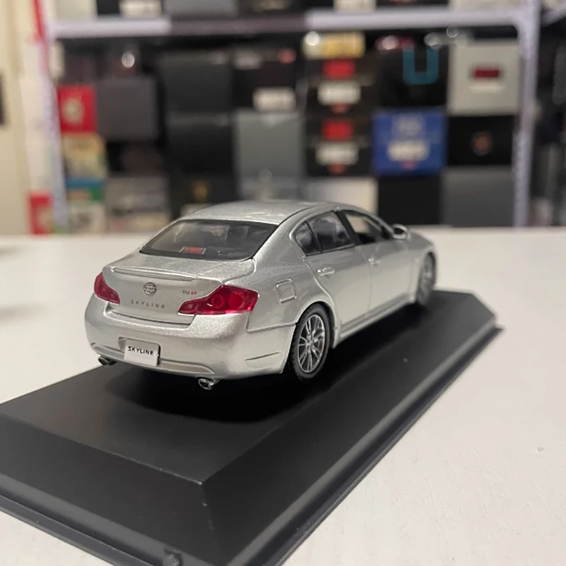 Nissan Skyline 350GT 1/43 Scale Diecast Model 3 Nissan Skyline 350GT 1/43 Scale Diecast Model - Image 3