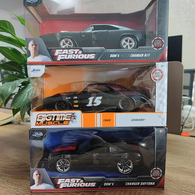 Black 1:24 Scale Diecast Charger Daytona Model 4 Black 1:24 Scale Diecast Charger Daytona Model - Image 4