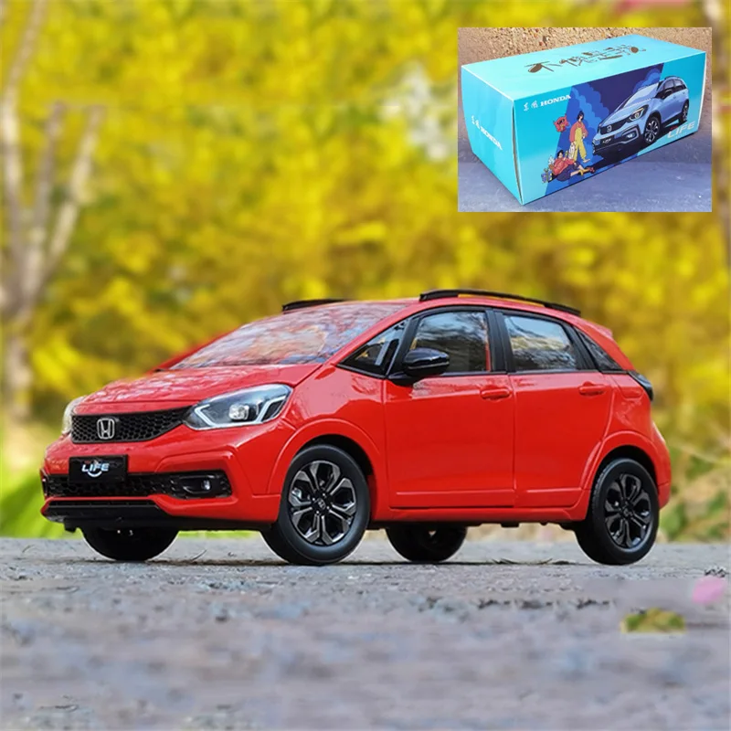 Hyundai Life 1:18 Scale Diecast Model Car 8 Hyundai Life 1:18 Scale Diecast Model Car - Image 8