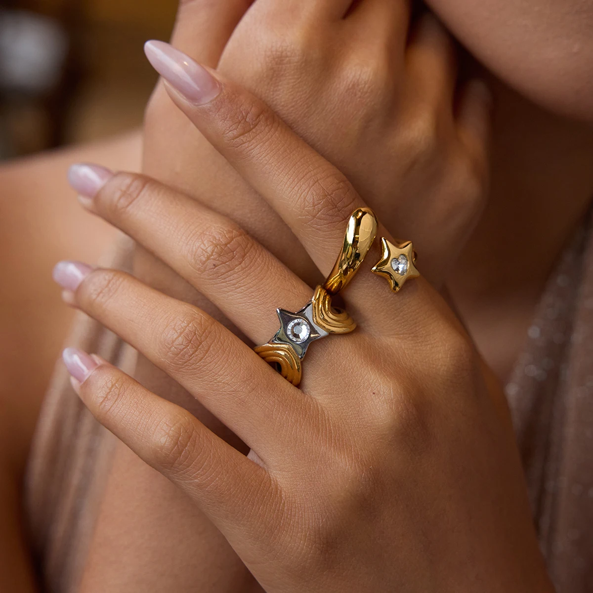 Stainless Steel Hollow Star Ring with Zircons 5 Stainless Steel Hollow Star Ring with Zircons - Image 5