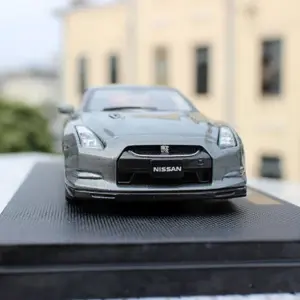 Nissan GTR Spec V 1:43 Diecast Model