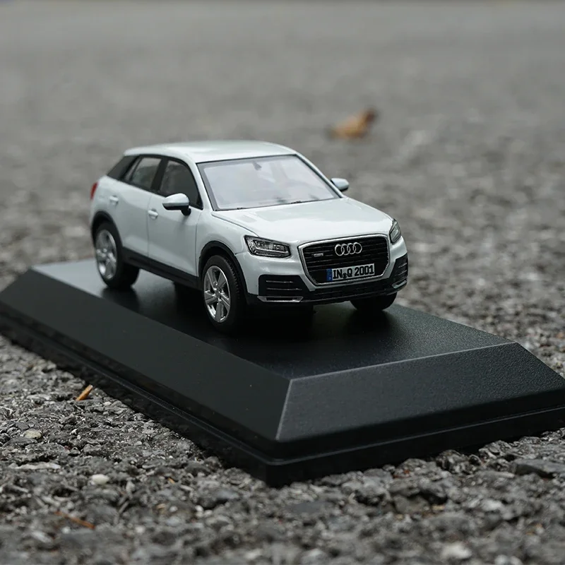 Red Audi Q2 1:43 Scale Diecast Model 4 Red Audi Q2 1:43 Scale Diecast Model - Image 4