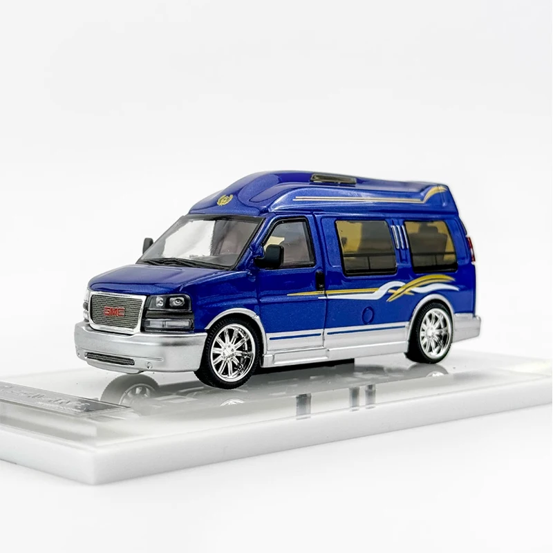 GMC Savana 1:64 Diecast Model Collectible 3 GMC Savana 1:64 Diecast Model Collectible - Image 3