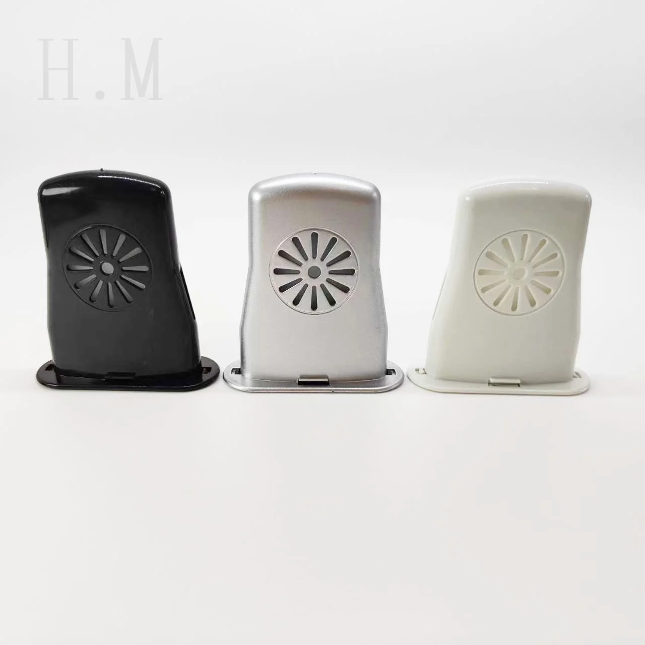 Silver Guitar Sound Hole Humidifier DMXJ 2 Silver Guitar Sound Hole Humidifier DMXJ - Image 2