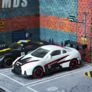 1:64 Racing Car Model in Dawnbreaker Colors 10 S8e4814ef731948b293598936fab155b7t