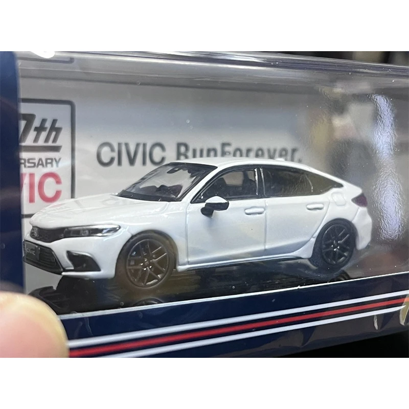Diecast Honda Civic Gen.11 Model - 1:64 Scale 2 Diecast Honda Civic Gen.11 Model - 1:64 Scale - Image 2