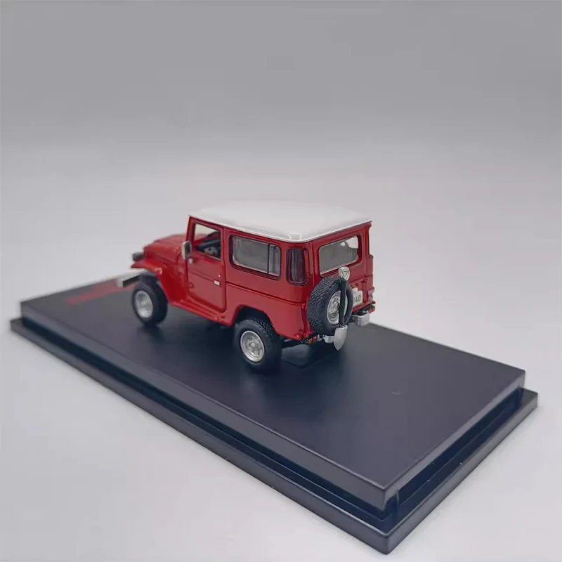 Vibrant Yellow Landcool FJ40 Diecast Model 5 Vibrant Yellow Landcool FJ40 Diecast Model - Image 5