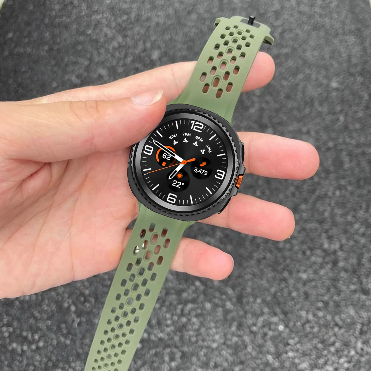 Breathable Silicone Sport Band for Galaxy Watch 8 3 Breathable Silicone Sport Band for Galaxy Watch 8 - Image 3