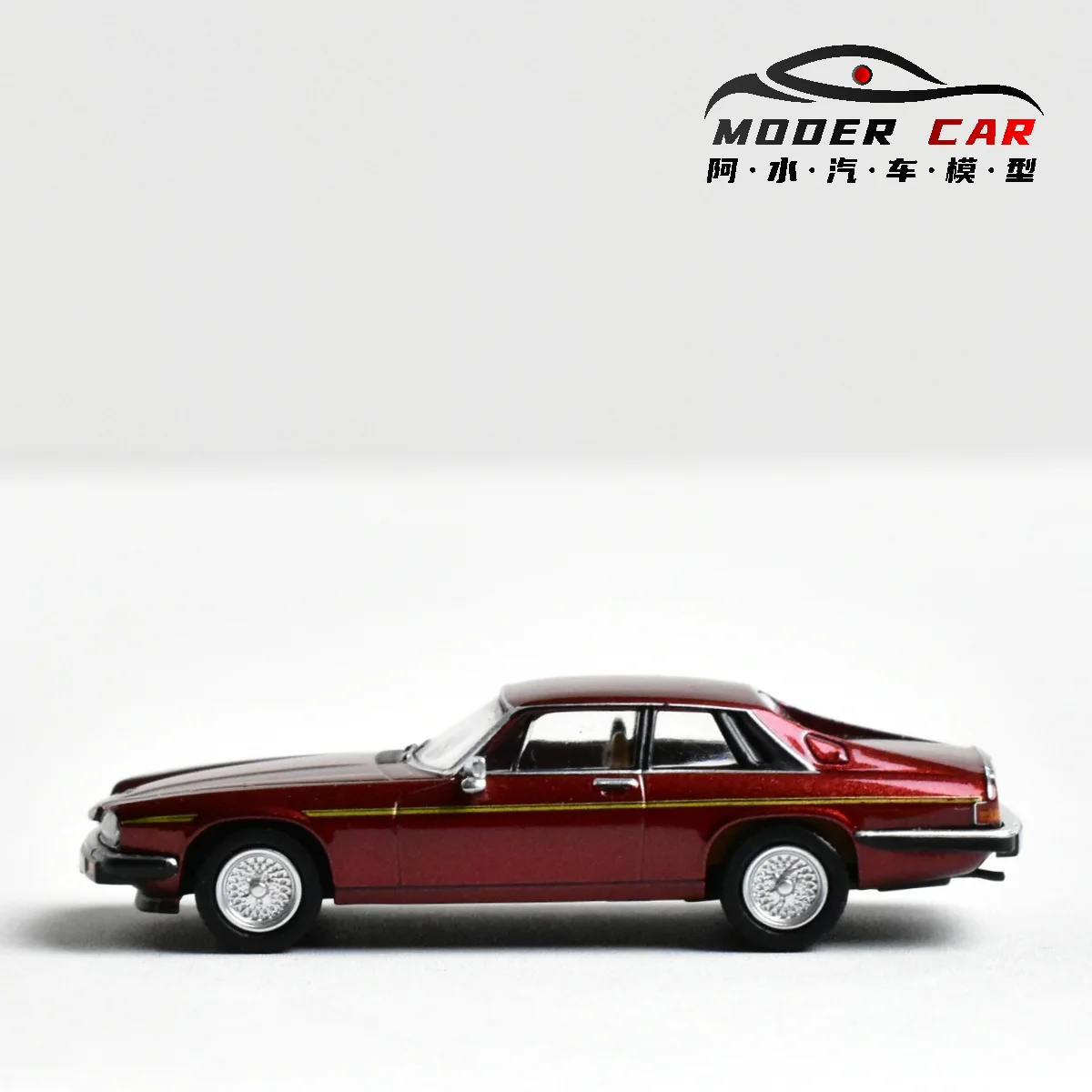 1982 Jaguar XJ-S Coupe Scale Model 1:87 5 1982 Jaguar XJ-S Coupe Scale Model 1:87 - Image 5