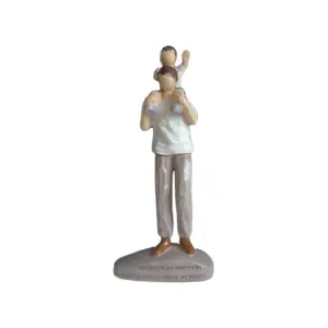 Family Bond Resin Sculpture 15cm 13 S8eaa952ed7c34f27a569ca0a3be903eeV