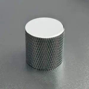 Chrome Metal Control Knobs for Bass Guitars 8 S8eaee7c6a87e4d8a9a57ba1e47a224c7Y