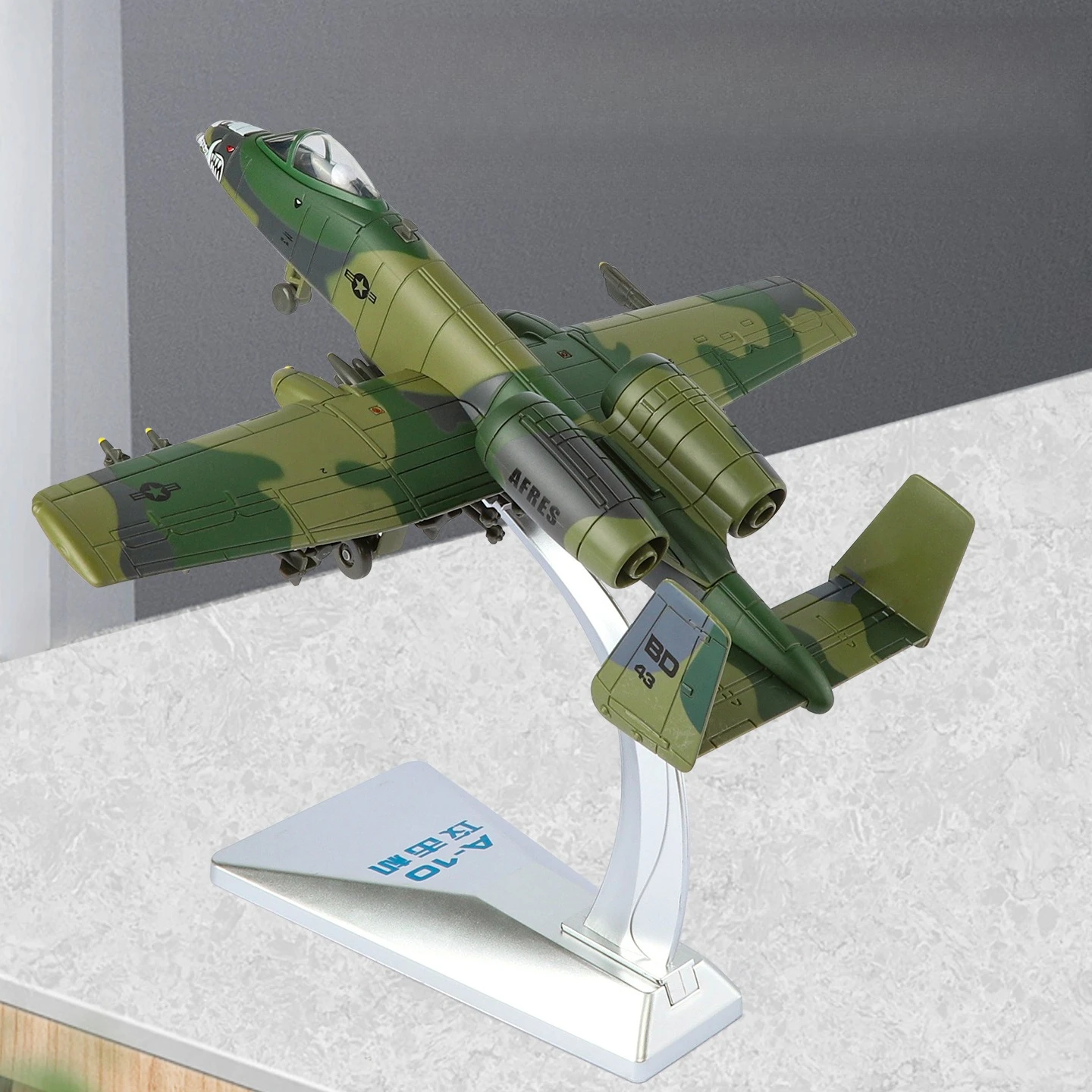 Green A-10 Warthog Diecast Model for Collectors 4 Green A-10 Warthog Diecast Model for Collectors - Image 4
