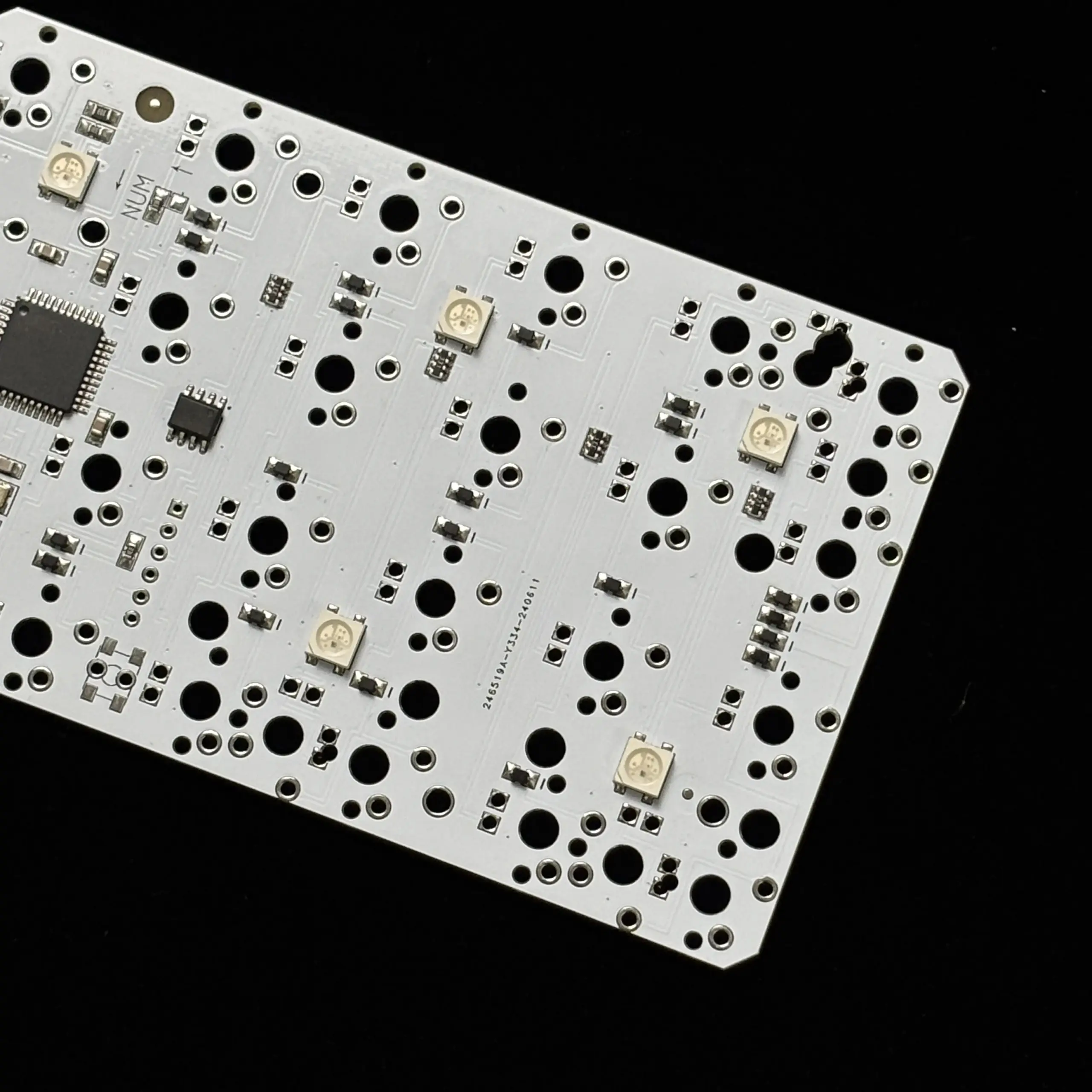 YMD21 V2 Custom Keyboard PCB 5 YMD21 V2 Custom Keyboard PCB - Image 5