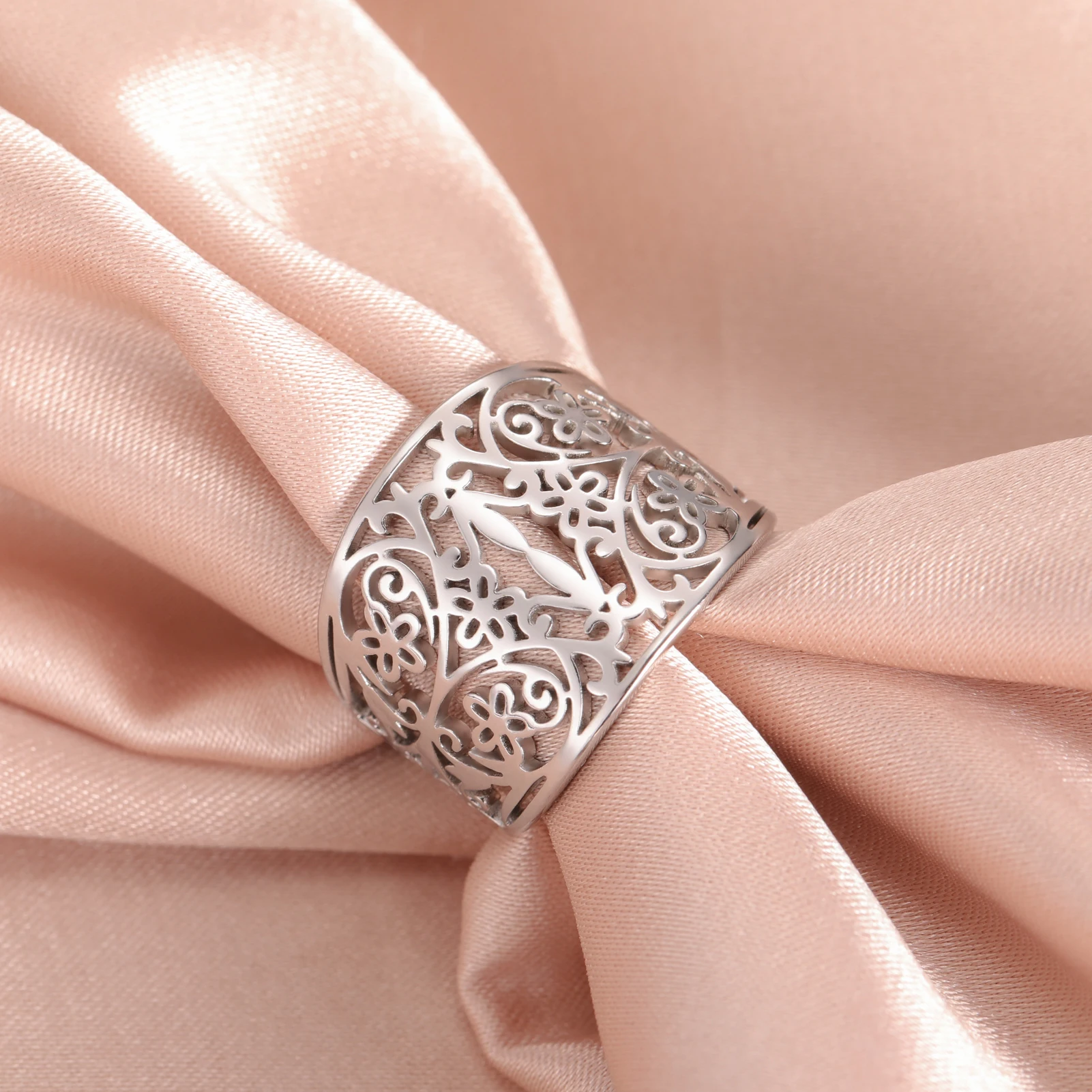 Vintage Stainless Steel Filigree Wide Ring 2 Vintage Stainless Steel Filigree Wide Ring - Image 2
