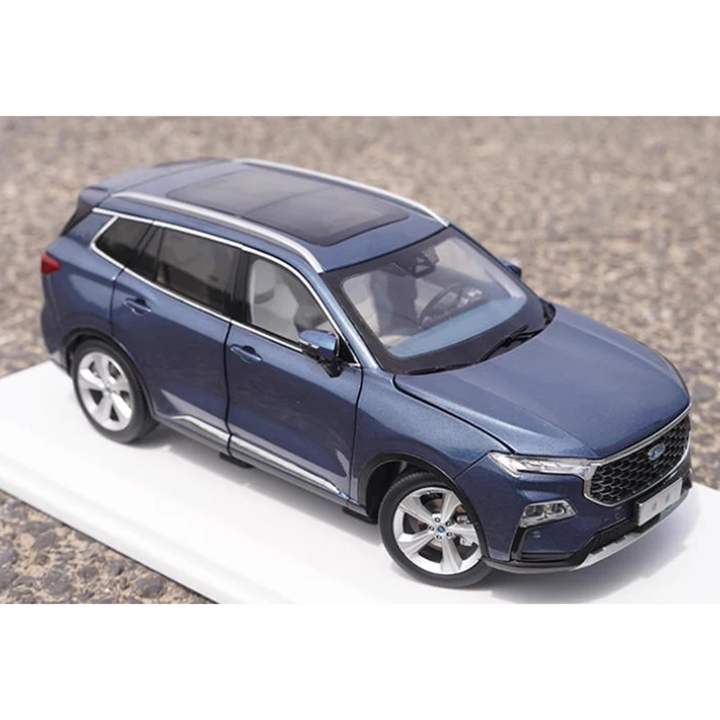 Ford Equator 1/18 Scale Diecast SUV Model in Blue or White 5 Ford Equator 1/18 Scale Diecast SUV Model in Blue or White - Image 5