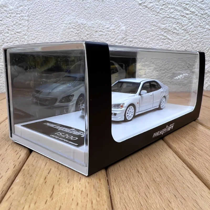 Silver Lexus IS200 Diecast Model 1/64 Scale 6 Silver Lexus IS200 Diecast Model 1/64 Scale - Image 6