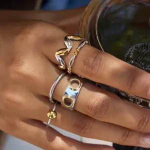 S90daf486c524409bbee731fb0c8a7837w