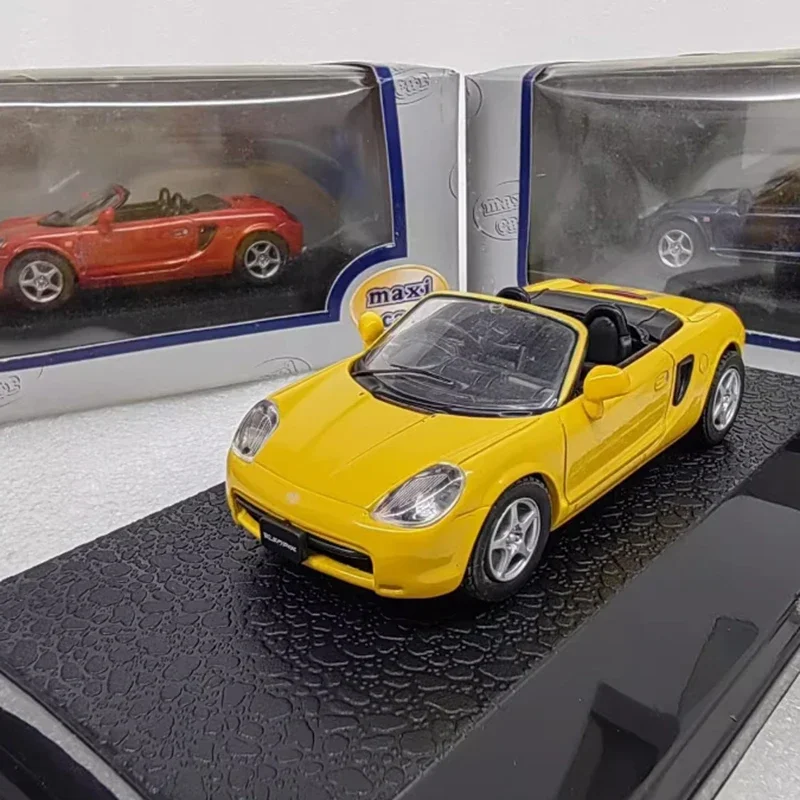 Yellow MR2 Convertible Diecast Model 1/43 Scale 5 Yellow MR2 Convertible Diecast Model 1/43 Scale - Image 5