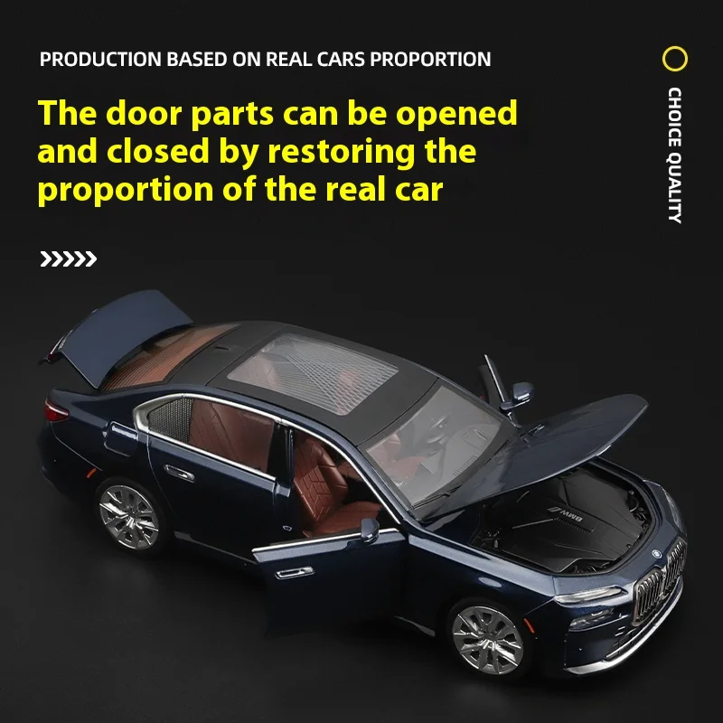 BMW i7 G70 M70L 1:24 Diecast Model 4 BMW i7 G70 M70L 1:24 Diecast Model - Image 4