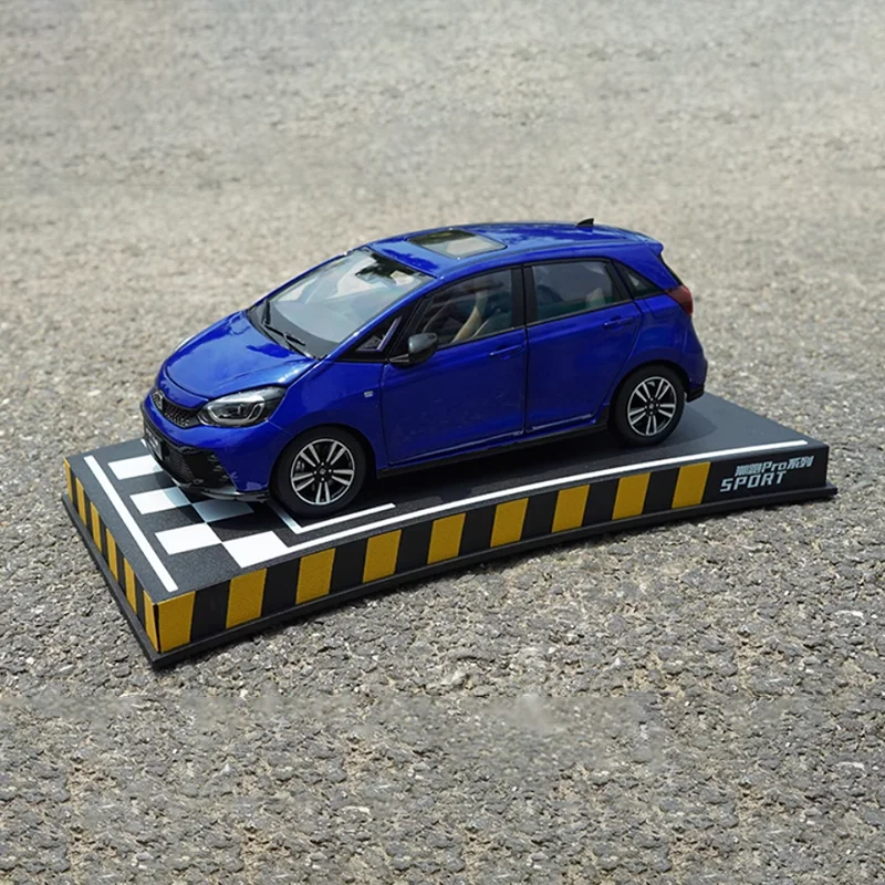 1:18 Scale Guangqi FIT CROSSTAR 2023 Model 8 1:18 Scale Guangqi FIT CROSSTAR 2023 Model - Image 8