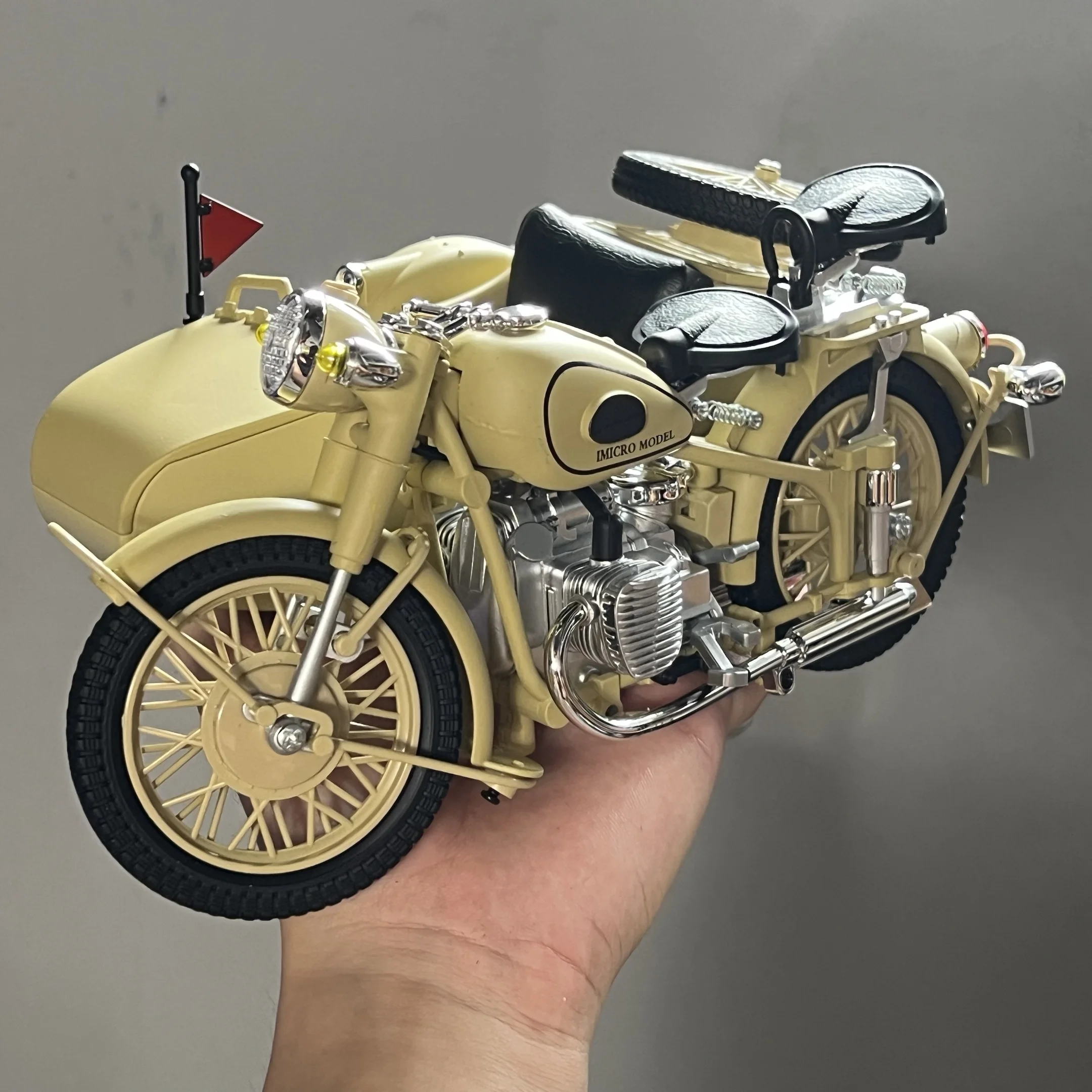 Vintage Military Motorcycle Model 1:10 Diecast 3 Vintage Military Motorcycle Model 1:10 Diecast - Image 3