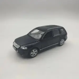 Volkswagen Touareg 1:24 Scale Die-Cast Model