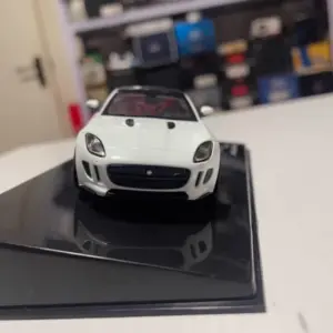 Jaguar F-TYPE Coupe R 1:43 Diecast Model 10 S91edbc011cc14c2d9814153b3920fe82d