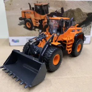 S92439c4f7f6f4a6a91e5e9f75836a157b