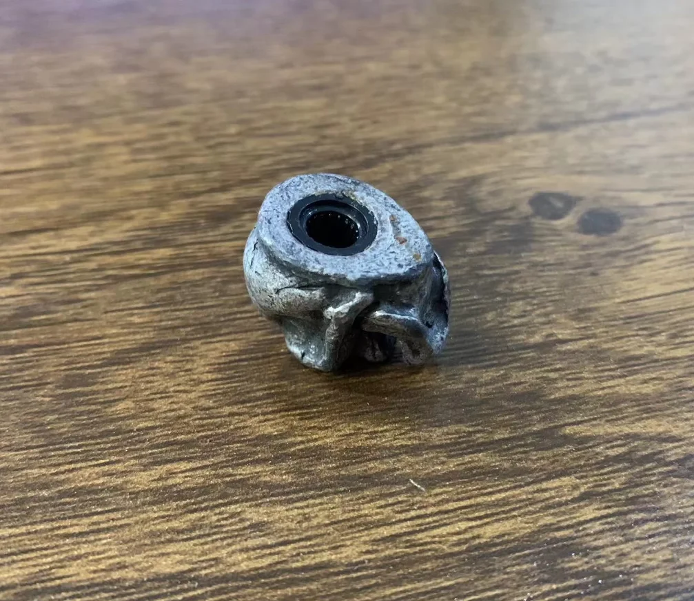 Antique Metal Skull Control Knob for Guitars 4 Antique Metal Skull Control Knob for Guitars - Image 4