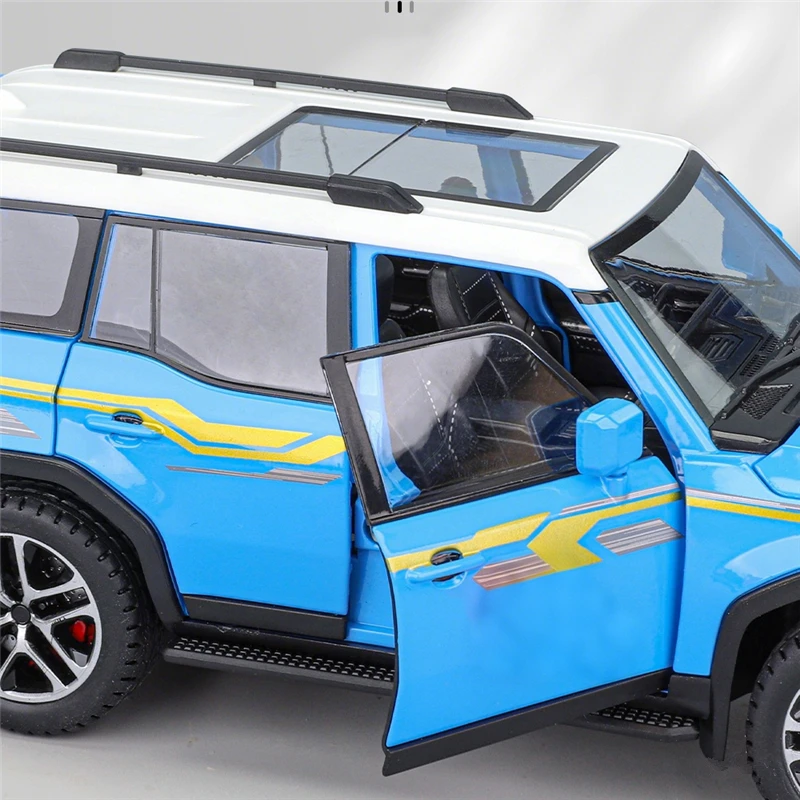 1/24 Scale Toyota PRADO Land Cruiser Diecast Model 5 1/24 Scale Toyota PRADO Land Cruiser Diecast Model - Image 5