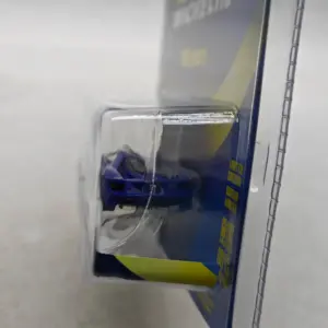 Vibrant Blue 2021 Ford GT Diecast Model 8 S92aa3f18122d4f3b8b9df38036742470U