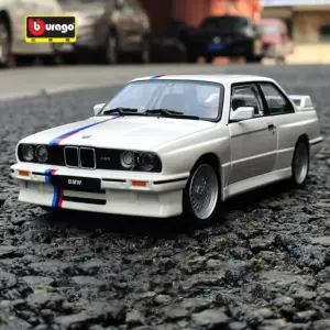 BMW M3 E30 1:24 Scale Replica Model in Red or White 8 S92b5ed49259f486884add0c10c4cc16av