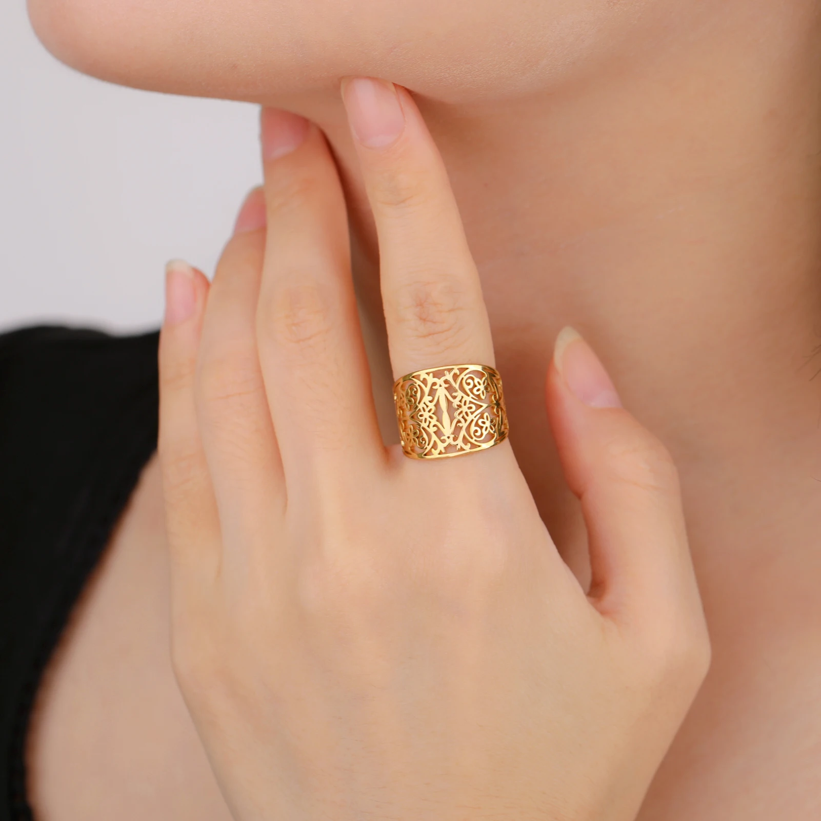 Vintage Stainless Steel Filigree Wide Ring 3 Vintage Stainless Steel Filigree Wide Ring - Image 3