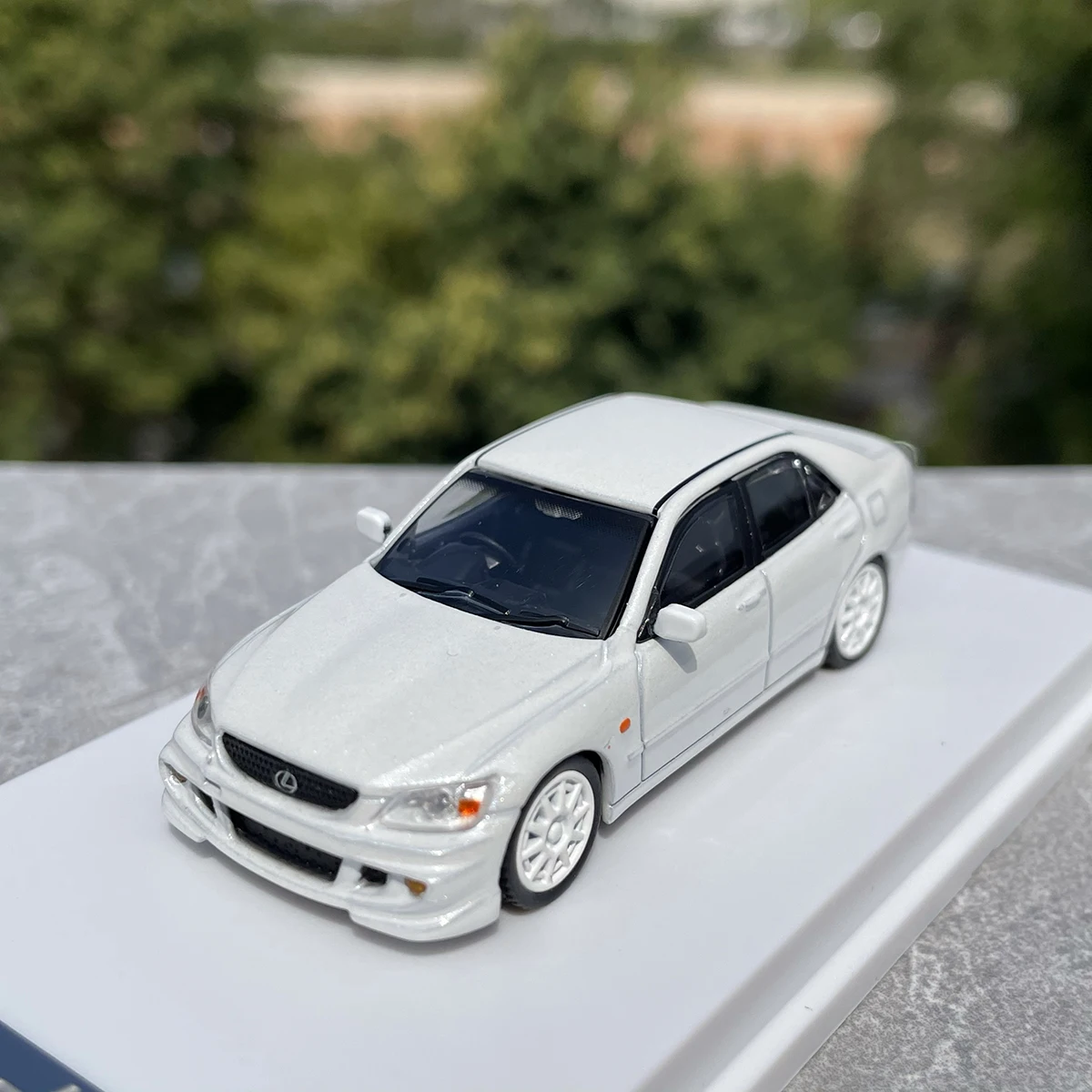 1:64 Scale Lexus IS Diecast Model 5 1:64 Scale Lexus IS Diecast Model - Image 5