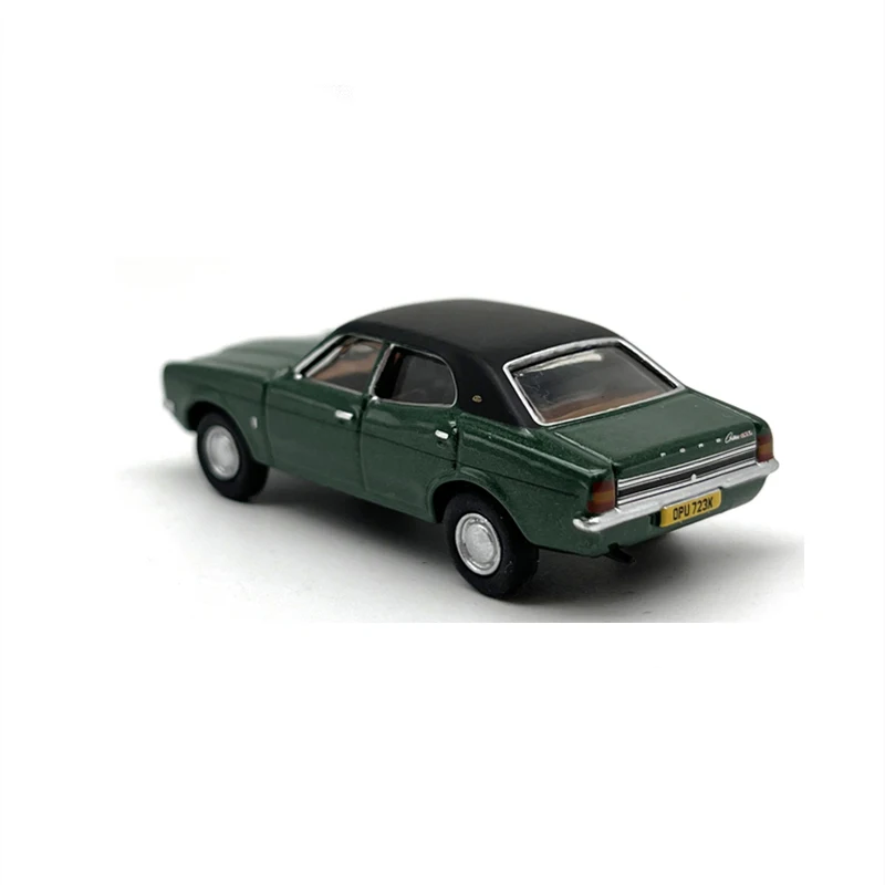 Vintage Ford Cortina MKIII Diecast Model 1:76 Scale 3 Vintage Ford Cortina MKIII Diecast Model 1:76 Scale - Image 3