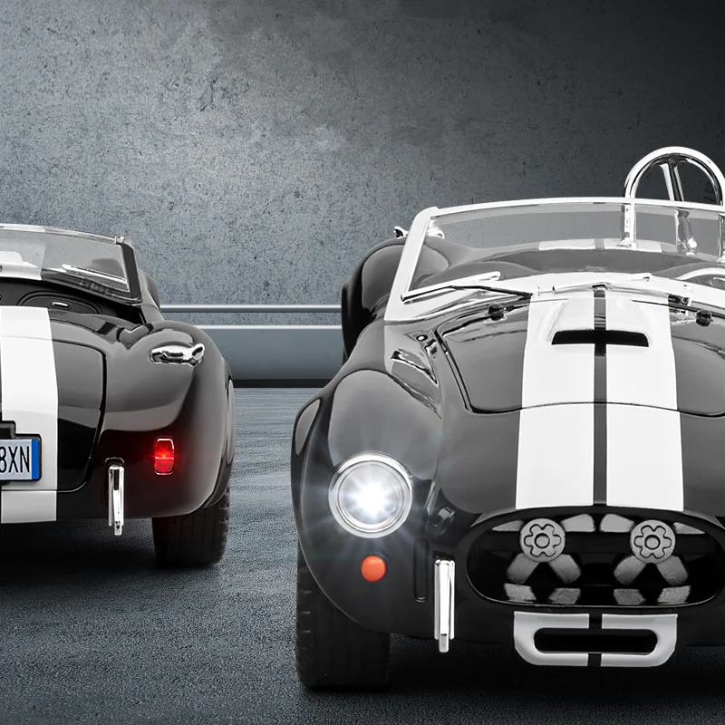 1965 Shelby Cobra 427 S/C Diecast Model in Blue 3 1965 Shelby Cobra 427 S/C Diecast Model in Blue - Image 3