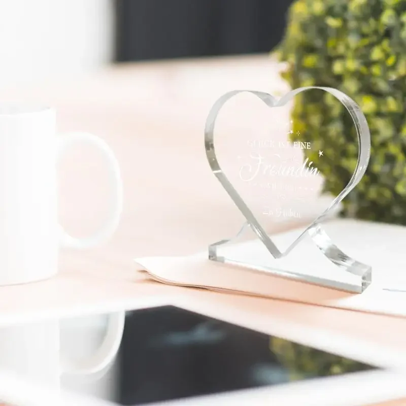 Heart-Shaped Acrylic Decor with German Quote 4 Heart-Shaped Acrylic Decor with German Quote - Image 4
