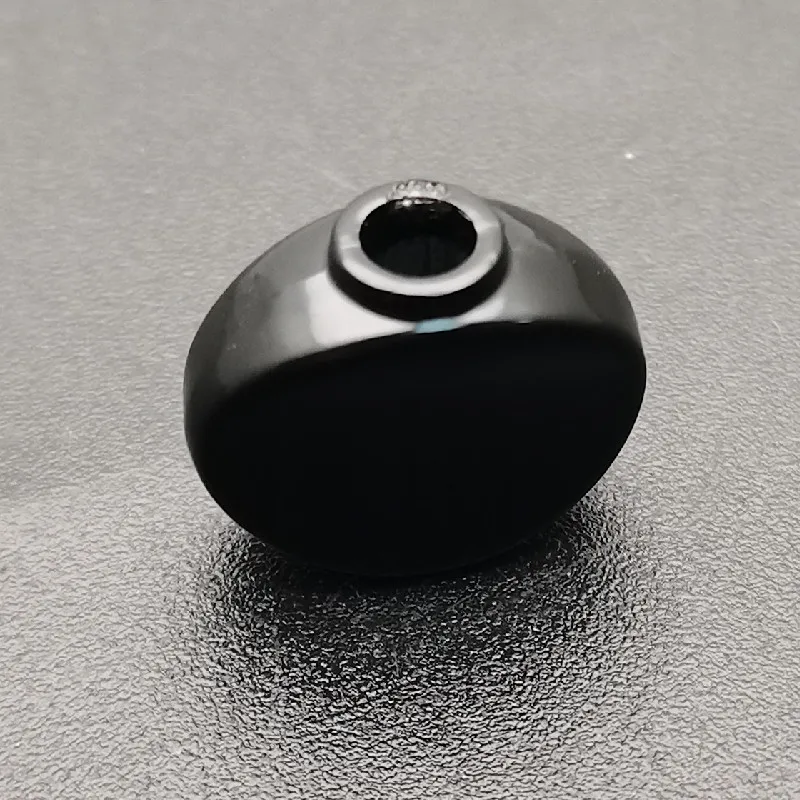 Stylish Metal Guitar Tuning Peg Set (Black, Gold, Chrome) 4 Stylish Metal Guitar Tuning Peg Set (Black, Gold, Chrome) - Image 4