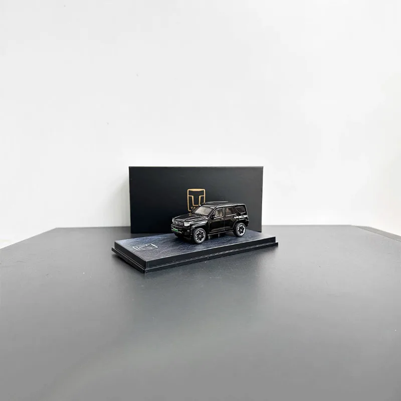 Black Diecast SUV Model by WELLY 1:64 Scale 6 Black Diecast SUV Model by WELLY 1:64 Scale - Image 6
